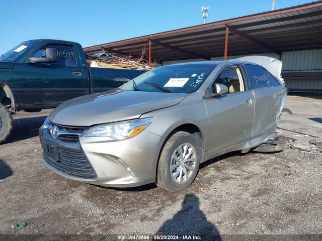 Toyota CAMRY LE 2016 4T4BF1FK7GR578879 Image 2