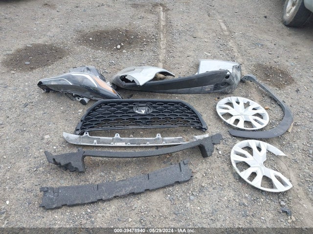 Toyota Corolla Cross L 2024 7MUAAAAG2RV076273 Image 12