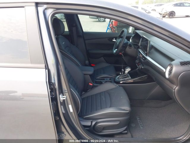 3KPF54AD3RE756205 KIA Forte Gt-line