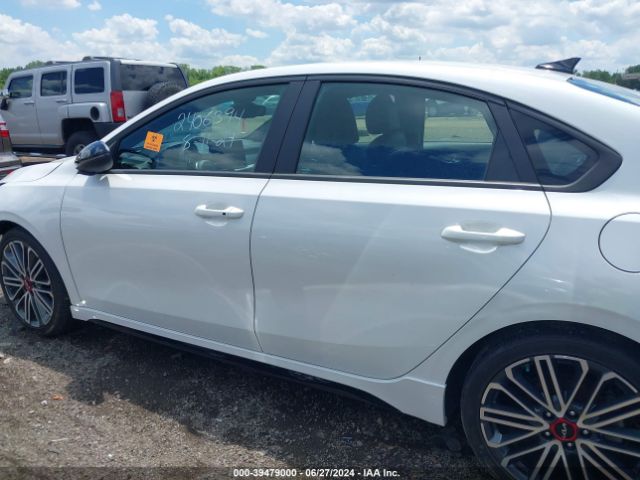 3KPF44AC2NE437852 KIA FORTE GT