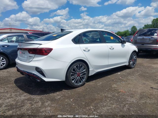 3KPF44AC2NE437852 KIA FORTE GT