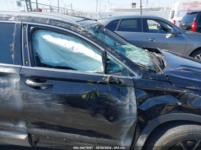 5NMS53AD2KH008813 Hyundai Santa Fe Limited