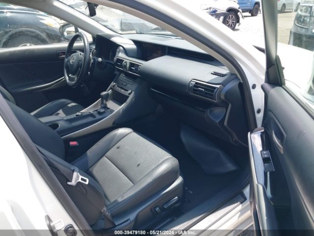 JTHBA1D28K5091627 Lexus IS 300