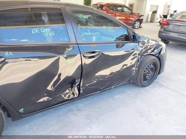 Toyota COROLLA LE 2017 2T1BURHE5HC812526 Image 6