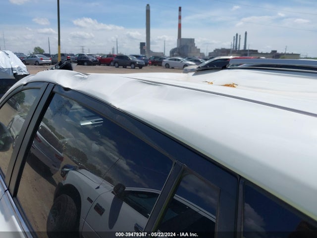 Toyota RAV4 LE 2017 JTMZFREVXHJ706218 Image 17