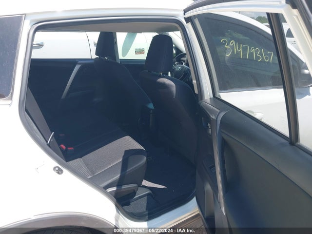 Toyota RAV4 LE 2017 JTMZFREVXHJ706218 Image 8