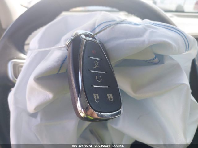 2GNAXJEV8J6259104 Chevrolet EQUINOX LT