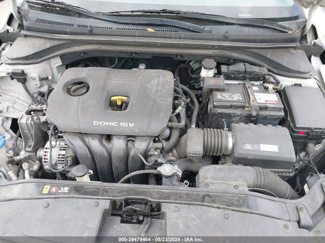 Hyundai ELANTRA SE 2017 5NPD84LF3HH033722 Image 10
