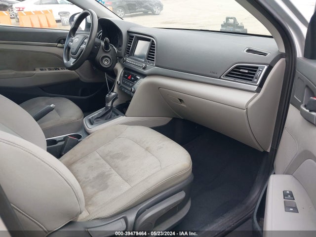 Hyundai ELANTRA SE 2017 5NPD84LF3HH033722 Image 5