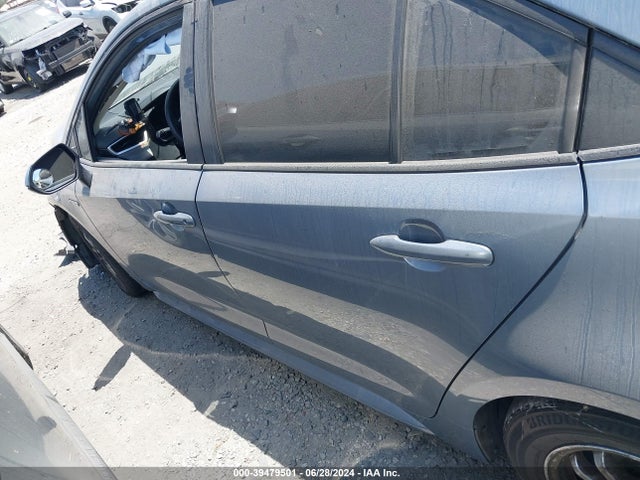 Toyota Corolla Hybrid Le 2021 JTDEAMDE5MJ018607 Image 15