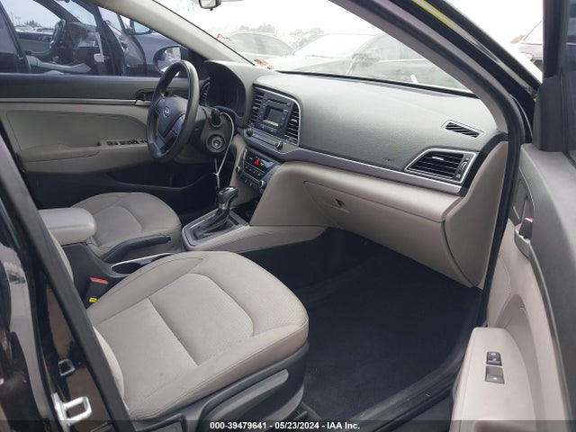 Hyundai ELANTRA SE 2017 KMHD74LFXHU160147 Image 5