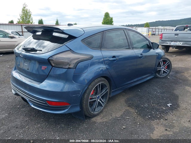 Ford FOCUS ST 2018 1FADP3L9XJL313393 Image 4