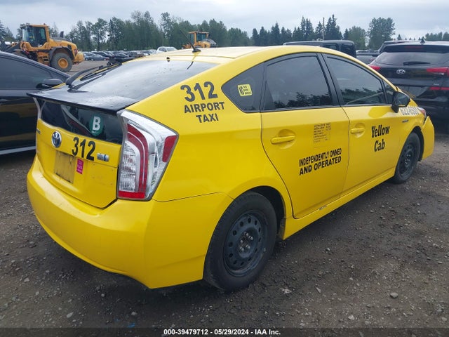 Toyota Prius Two 2015 JTDKN3DU5F0482398 Image 4