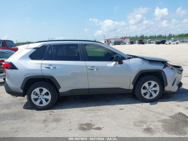 Toyota RAV4 LE 2020 JTMH1RFV7LD051516 Image 13
