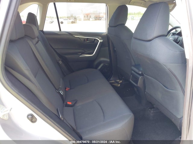 Toyota RAV4 LE 2020 JTMH1RFV7LD051516 Image 8