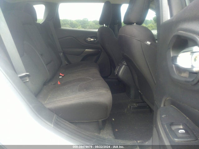 2020 JEEP CHEROKEE 1C4PJLCB5LD611066 Photo 7