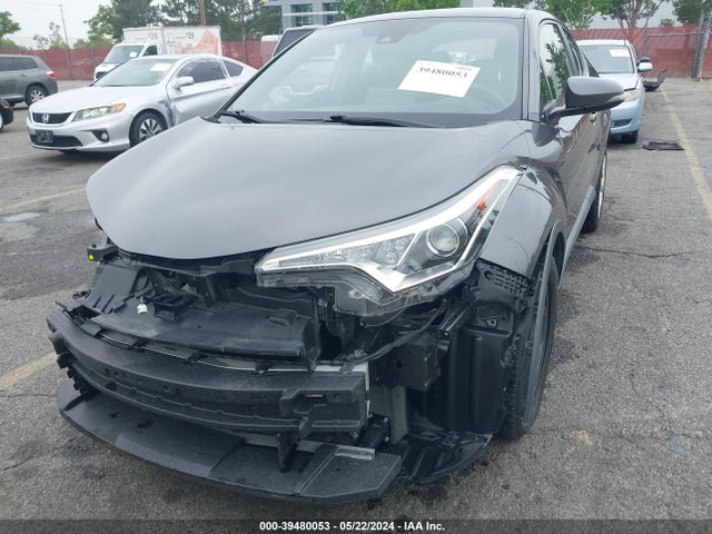 Toyota C-HR LE 2019 JTNKHMBX8K1020704 Image 13