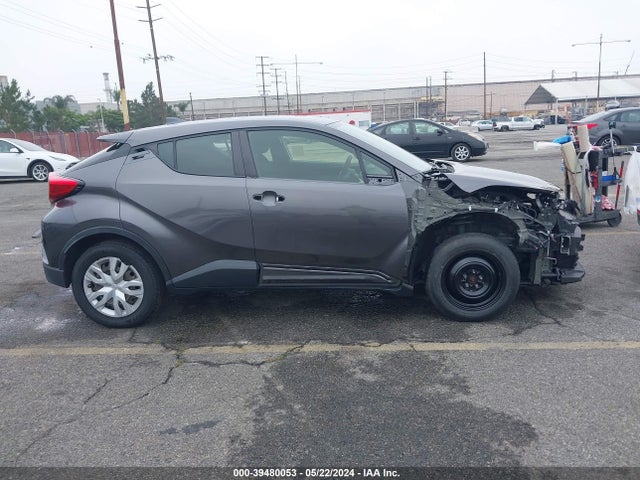 Toyota C-HR LE 2019 JTNKHMBX8K1020704 Image 14