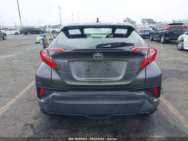 Toyota C-HR LE 2019 JTNKHMBX8K1020704 Image 17