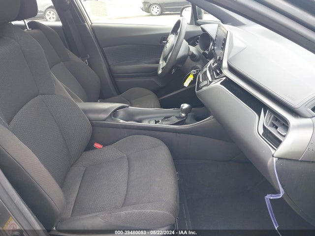 Toyota C-HR LE 2019 JTNKHMBX8K1020704 Image 5