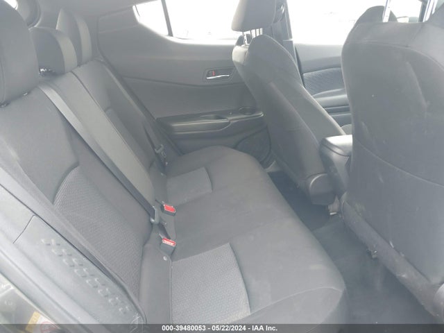 Toyota C-HR LE 2019 JTNKHMBX8K1020704 Image 8