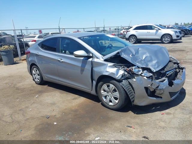 2016 5NPDH4AE4GH736898 main image