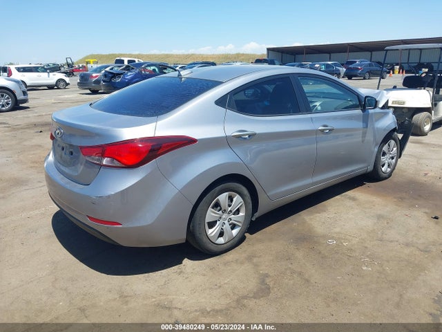 Hyundai ELANTRA SE 2016 5NPDH4AE4GH736898 Image 4