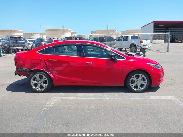Chevrolet Cruze Premier Auto 2018 1G1BF5SM9J7186806 Image 13