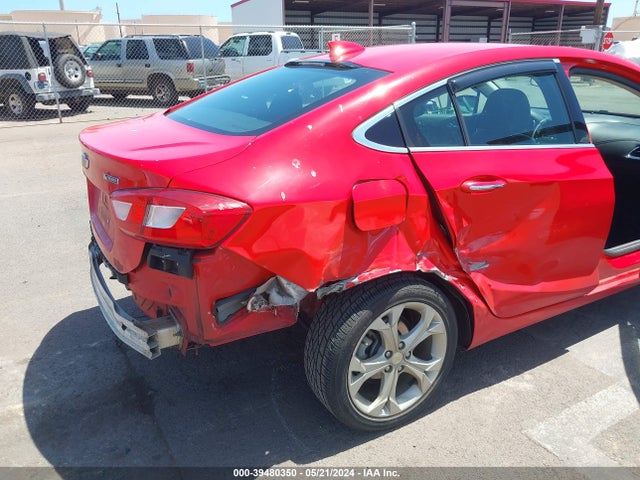 Chevrolet Cruze Premier Auto 2018 1G1BF5SM9J7186806 Image 6