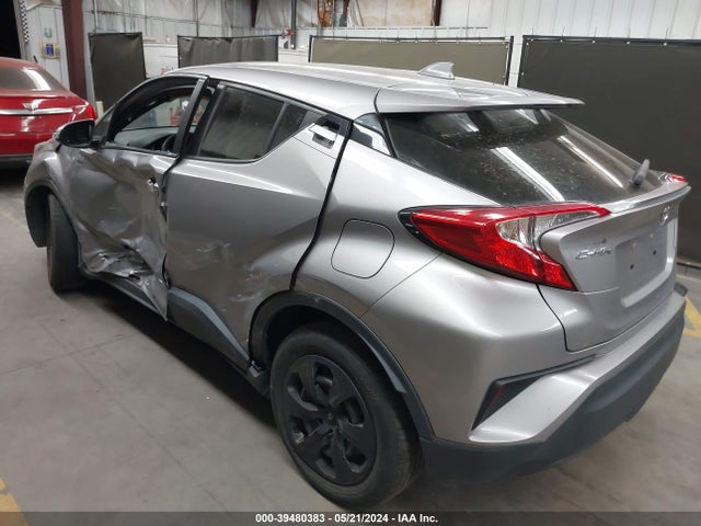 Toyota C-HR LE 2019 JTNKHMBX5K1026864 Image 3