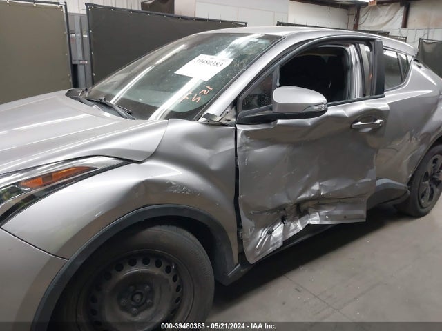 Toyota C-HR LE 2019 JTNKHMBX5K1026864 Image 6