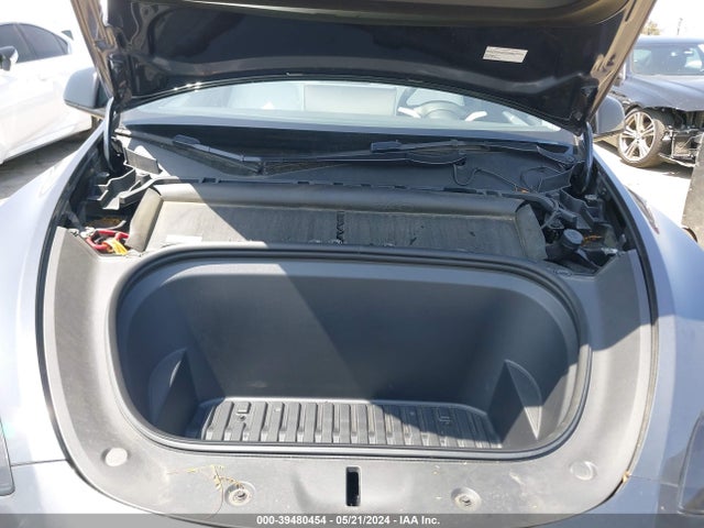 7SAYGDEF0NF560132 Tesla Model Y Performance Dual Motor All-wheel Drive