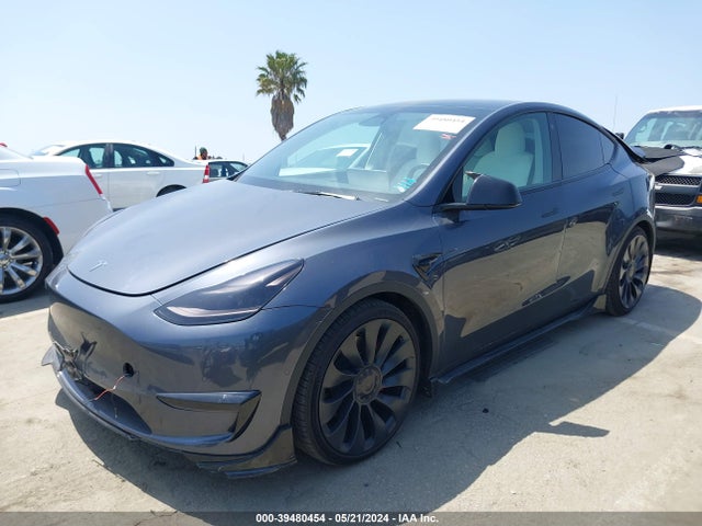 7SAYGDEF0NF560132 Tesla Model Y Performance Dual Motor All-wheel Drive