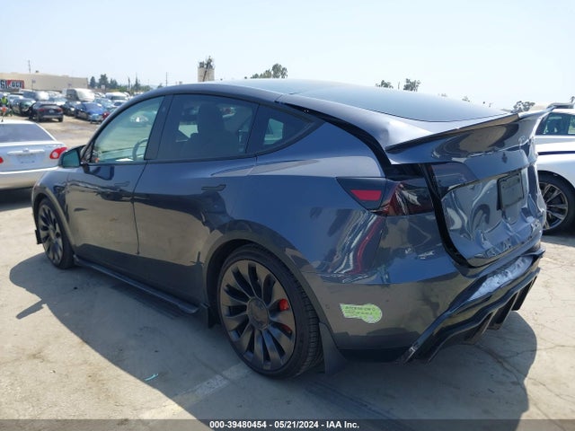 7SAYGDEF0NF560132 Tesla Model Y Performance Dual Motor All-wheel Drive