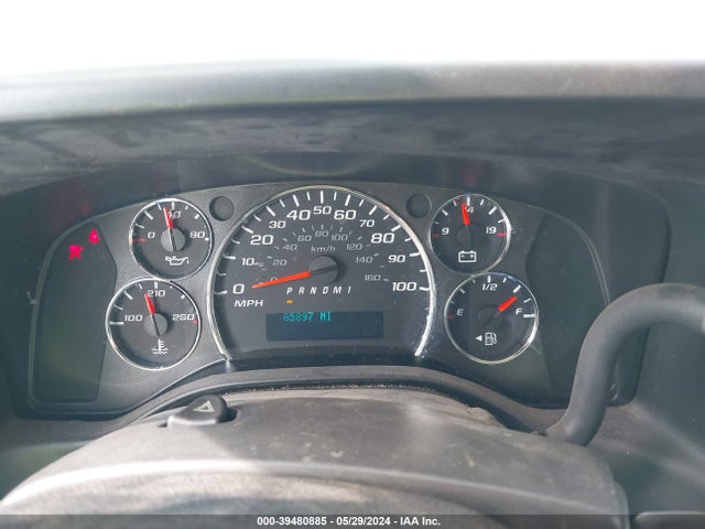 Chevrolet Express 2500 Work Van 2018 1GCWGAFP7J1177530 Image 7