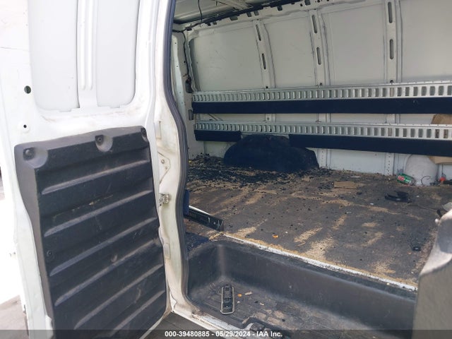 Chevrolet Express 2500 Work Van 2018 1GCWGAFP7J1177530 Image 8