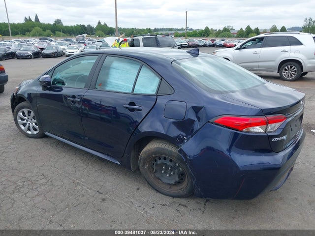 Toyota COROLLA LE 2022 5YFEPMAE2NP367899 Image 3
