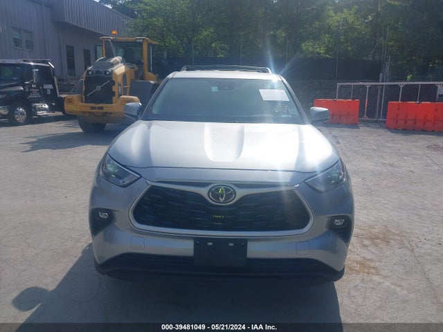 Toyota Highlander Le 2022 5TDBZRBH8NS250032 Image 12