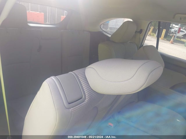 Toyota Highlander Le 2022 5TDBZRBH8NS250032 Image 8