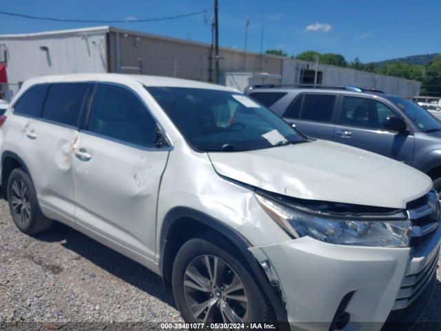 Toyota Highlander Le 2018 5TDZARFH8JS039732 Image 6