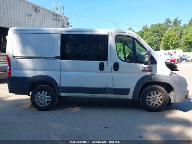 3C6TRVNG2JE156028 RAM Promaster 1500 Low Roof 118 Wb