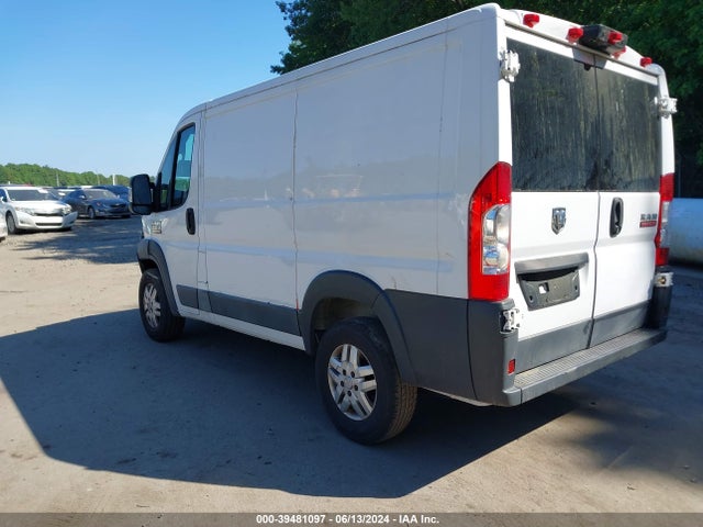 3C6TRVNG2JE156028 RAM Promaster 1500 Low Roof 118 Wb