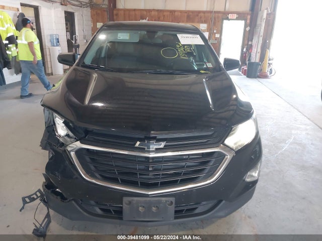 Chevrolet EQUINOX LT 2018 2GNAXSEV8J6320392 Image 12