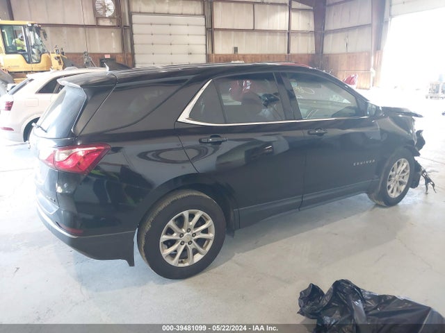 Chevrolet EQUINOX LT 2018 2GNAXSEV8J6320392 Image 4