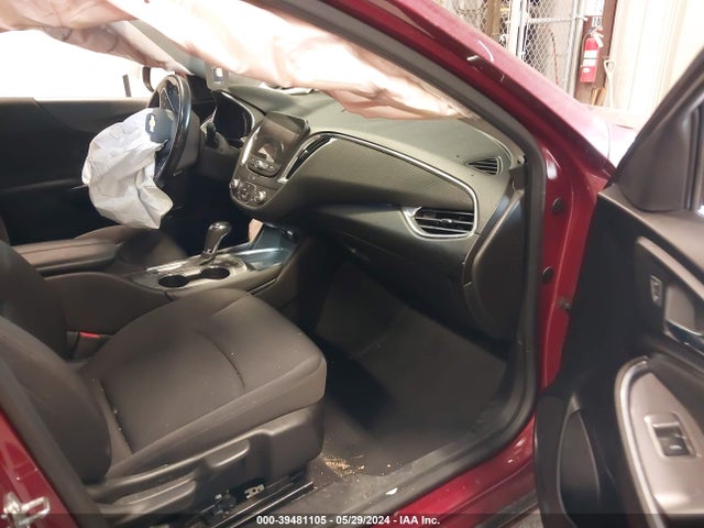 Chevrolet MALIBU LT 2018 1G1ZD5STXJF262387 Image 5