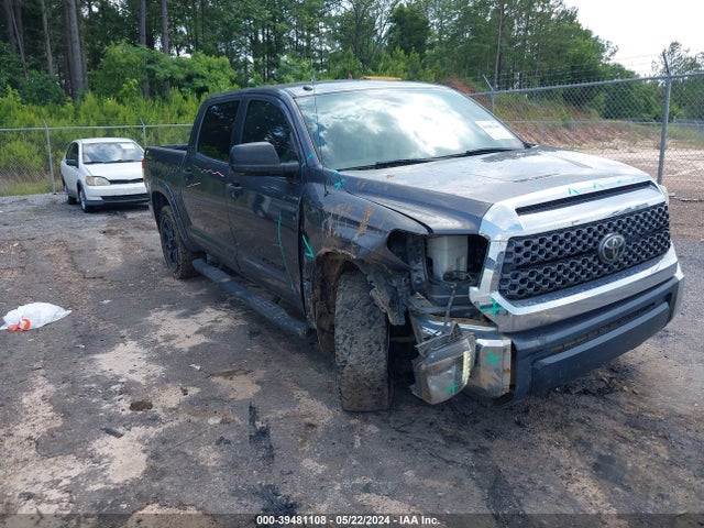 Toyota Tundra Sr5 5.7l V8 2018 5TFDY5F17JX700596 main image