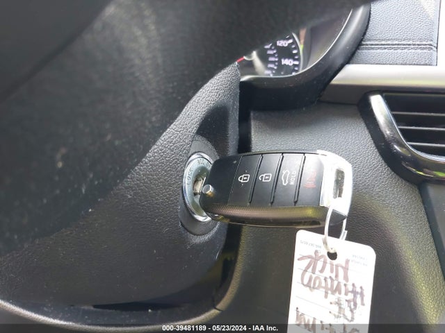 KIA Optima Lx 2018 5XXGT4L30JG192815 Image 11