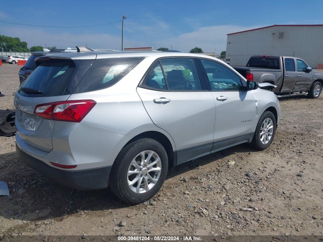 Chevrolet EQUINOX LS 2019 2GNAXHEVXK6109375 Image 4