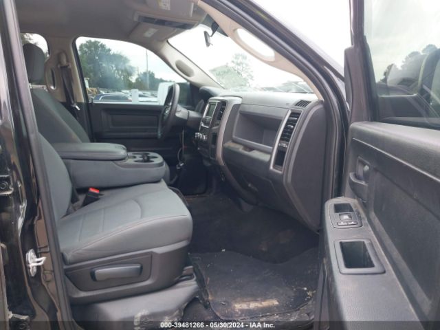 1C6RR6KT3JS165142 RAM 1500 Tradesman  4x2 5'7 Box