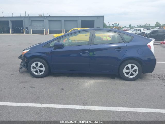 JTDKN3DU0E1775571 Toyota Prius Two